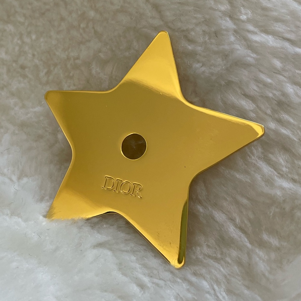 NEW AUTHENTIC CHRISTIAN DIOR GOLD STAR Pendant Charm Decoration Keychain